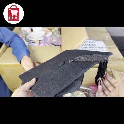 GRADUATION CAP