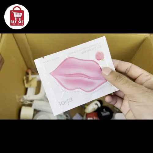 LIP MASK