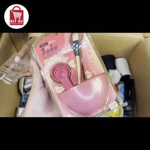 MAKEUP SET