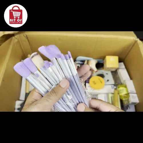 MAKEUP BRUSH SET