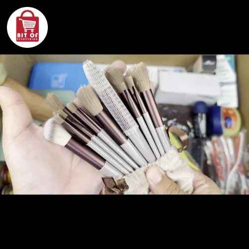 MAKEUP BRUSH SET