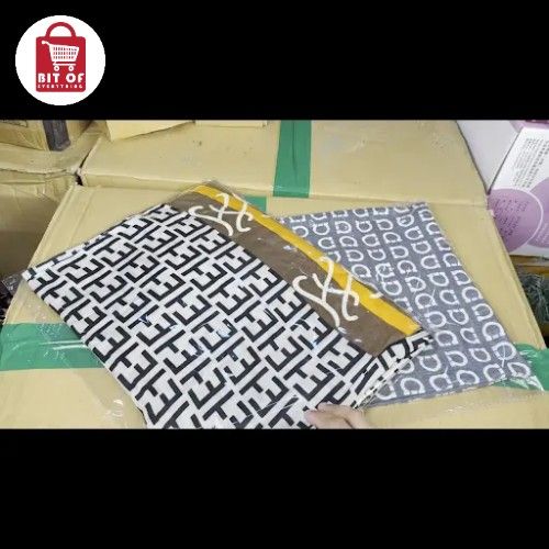 LADIES SHAWL