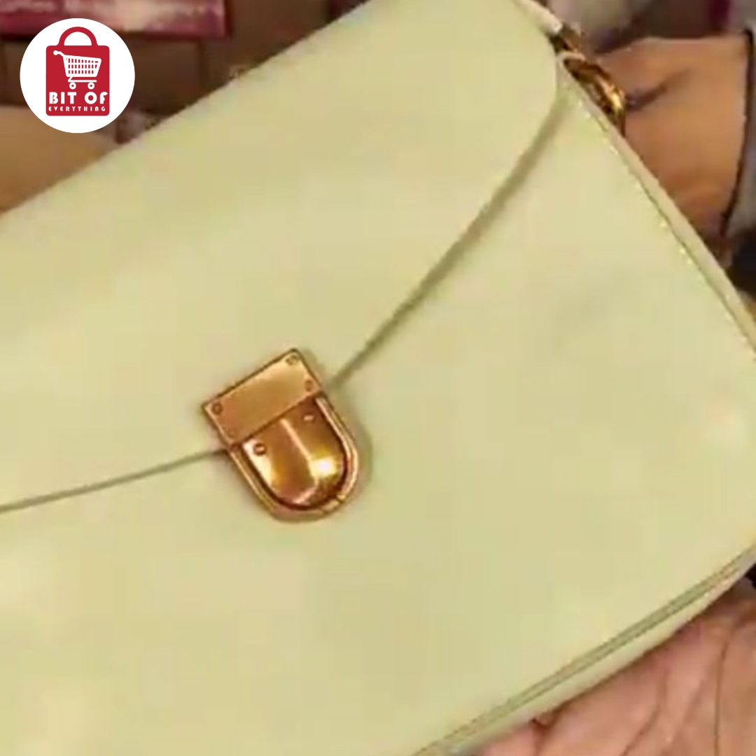 Ladies Bag – Timeless Elegance with Practical Storage