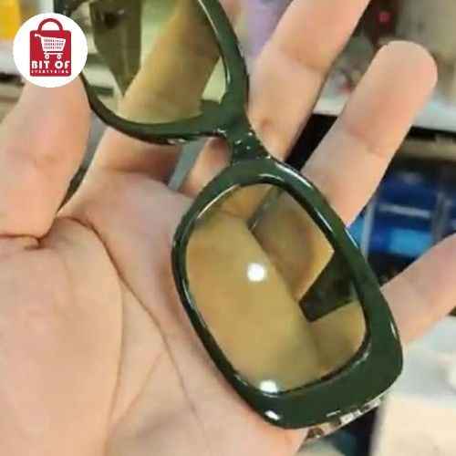 EYE GLASSES