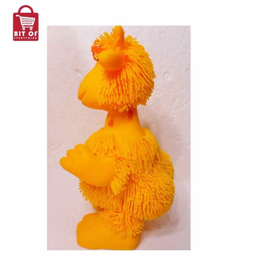 Jiggly Pets Disco Dancing Gigi The Giraffe Pet Toy