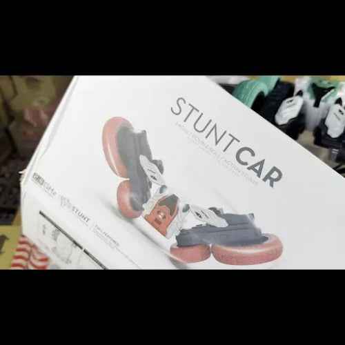 STUNT CAR