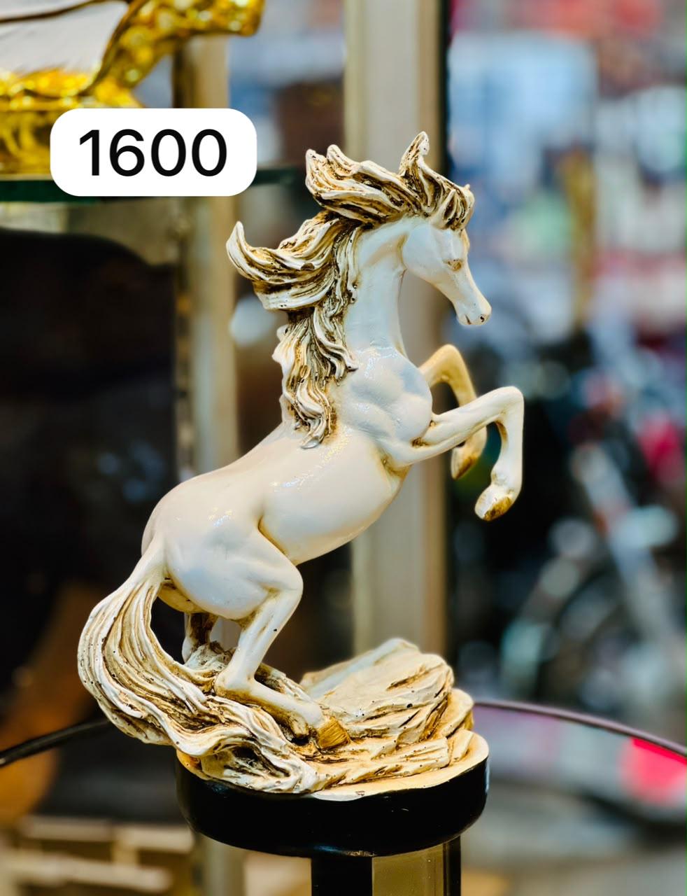 DECORATION HORSE