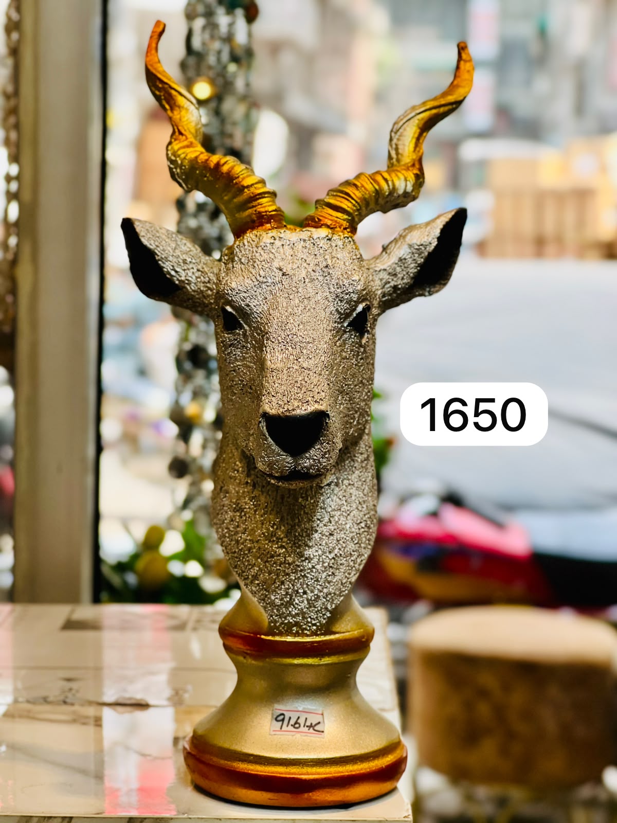 DECORATION