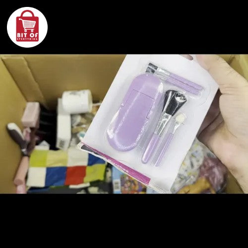 MAKEUP BRUSH SET