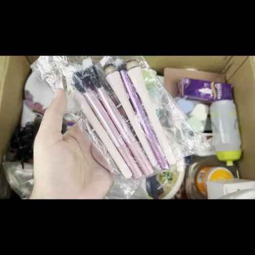 MAKEUP BRUSHES SET