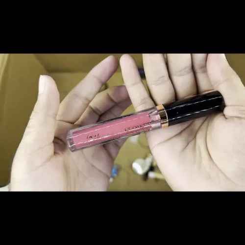 LIPGLOSS