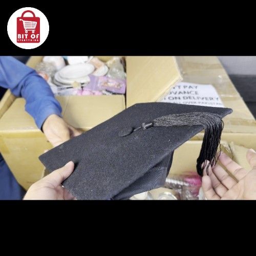 GRADUATION CAP