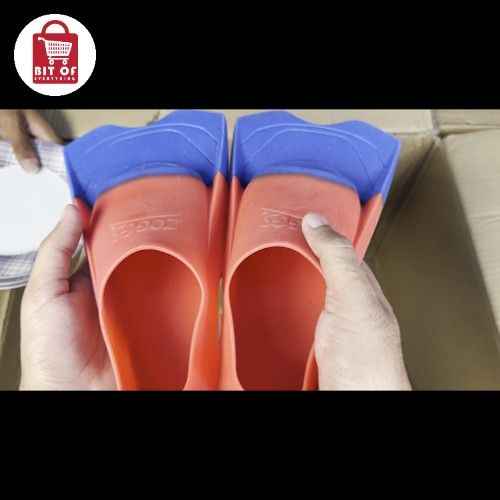 SWIM SHOES