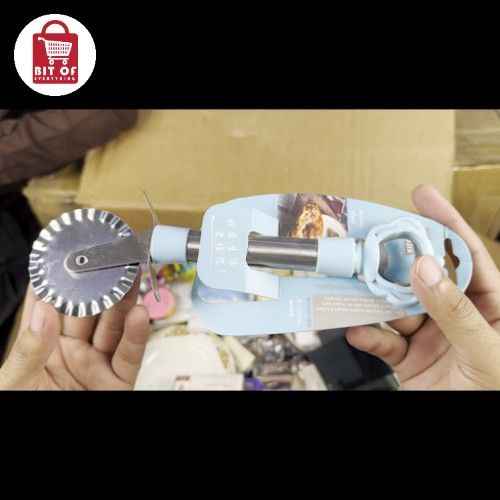 PIZZA CUTTER