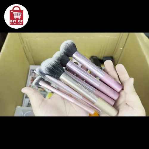 MAKEUP BRUSH EACH