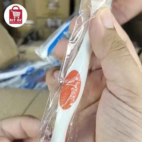 CLOSEUP TOOTH BRUSH DEAL OF 20