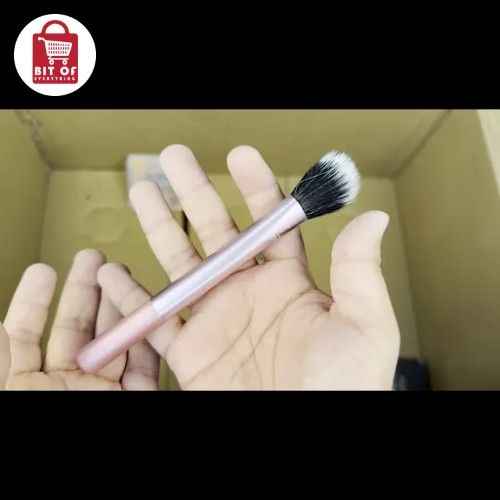 RT MAKEUP BRUSH
