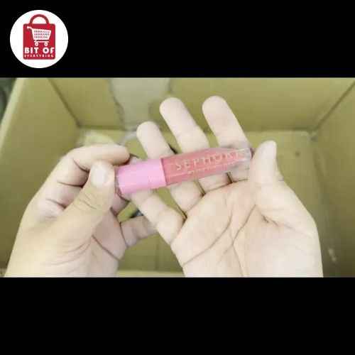 MAKEUP ITEM