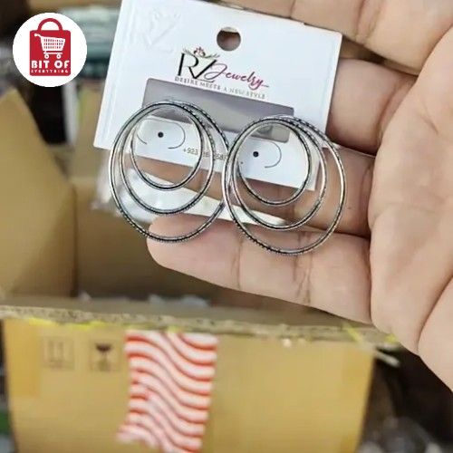 EAR RINGS SET