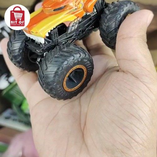 MONSTER TRUCK