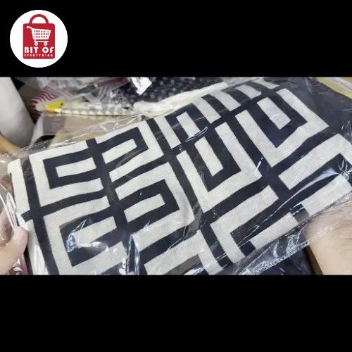 LADIES BRANDED SHAWL