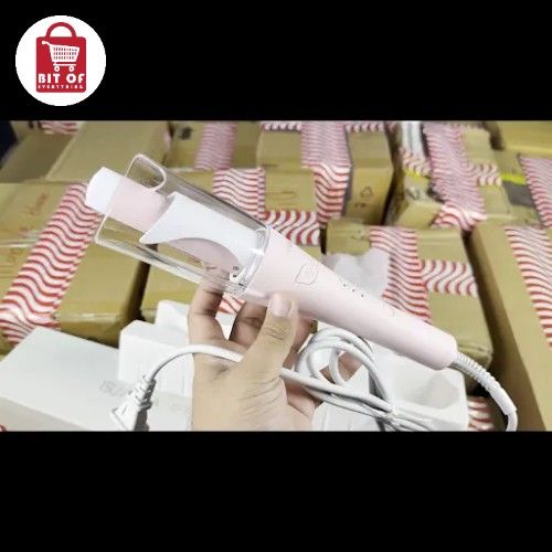 LADIES MAKEUP ITEM