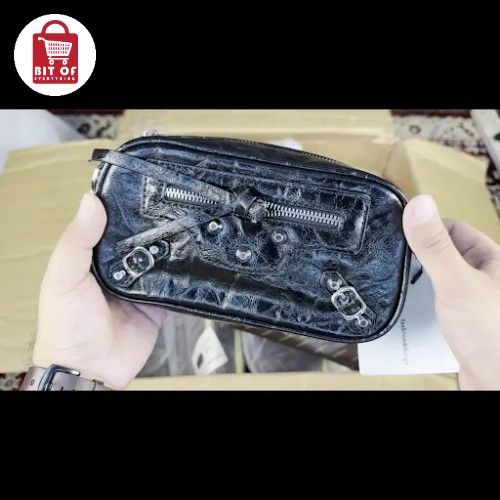 LADIES LEATHER BAG - BLACK