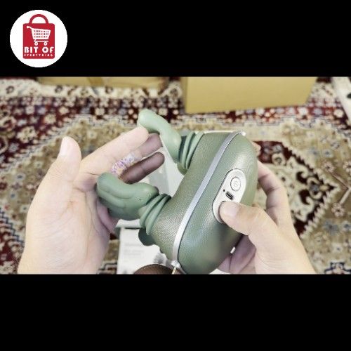 NECK AND SHOULDER MASSAGER