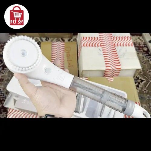SHOWER BRUSH SET
