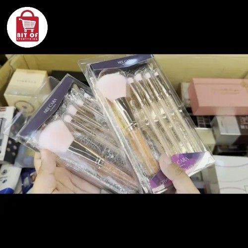 MAKEUP BRUSH SET