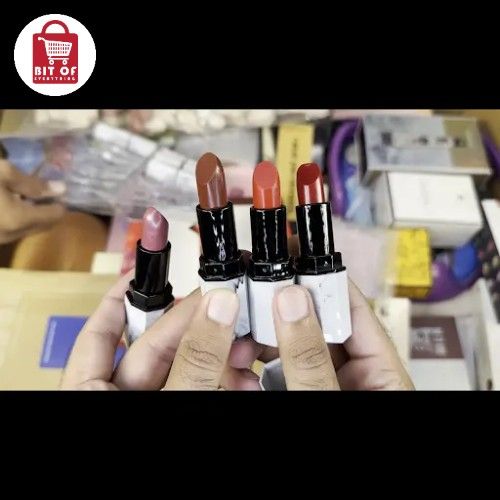 LIP STICK EAHC