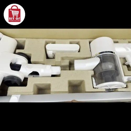 VACCUM CLEANER