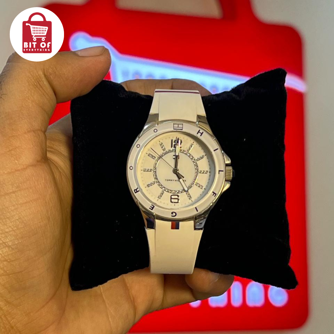 Tommy Hilfiger: Classic Elegance, Modern Precision ⌚✨