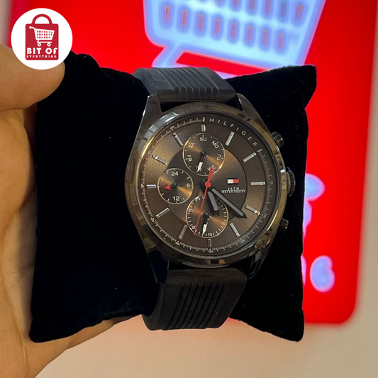 Tommy Hilfiger: Timeless Style, Iconic Design ⌚✨