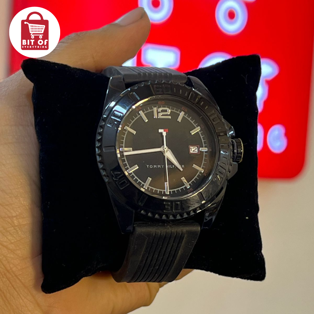 Tommy Hilfiger: Iconic Fashion, Timeless Precision ⌚✨