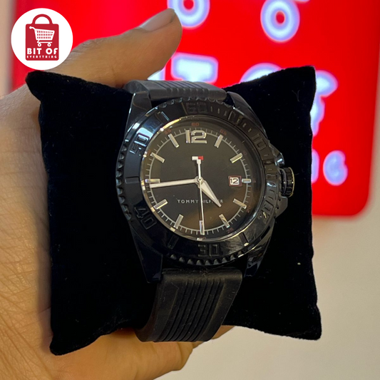 Tommy Hilfiger: Iconic Fashion, Timeless Precision ⌚✨