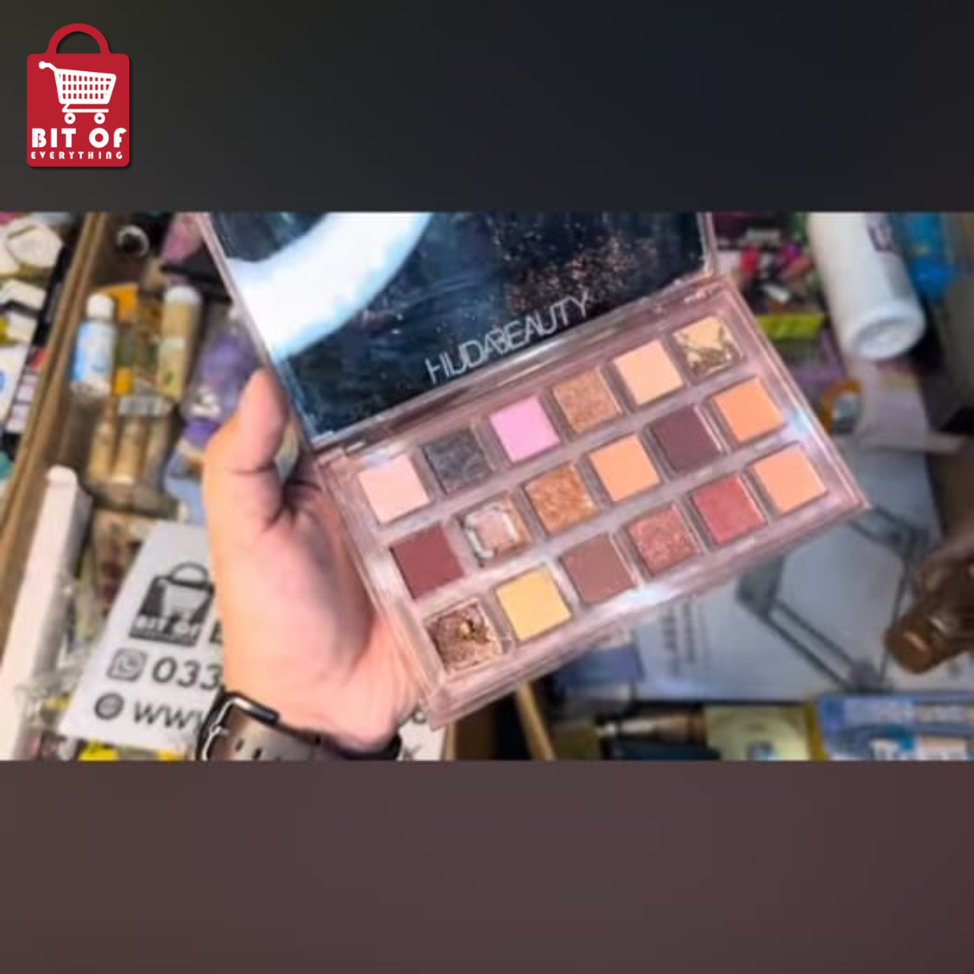 NAUGHTY EYE PALLETE