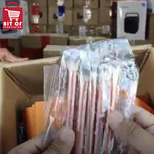 MAKEUP BRUSHES POUCH