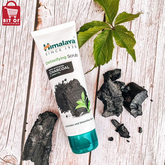 Detoxifying Scrub with Activated Charcoal and Green Tea, Himalaya