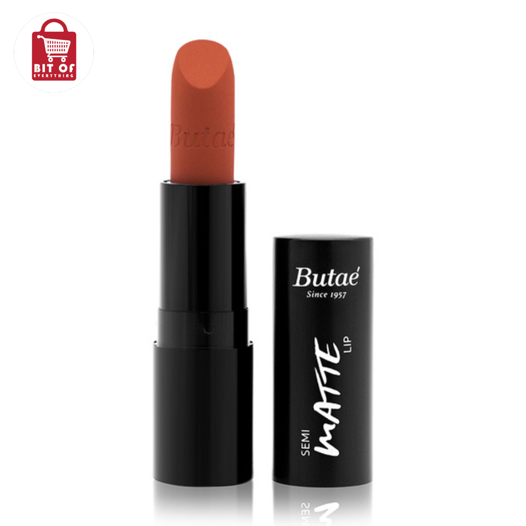 Matte Lipstick – Bold, Long-Lasting Color with a Smooth Finish