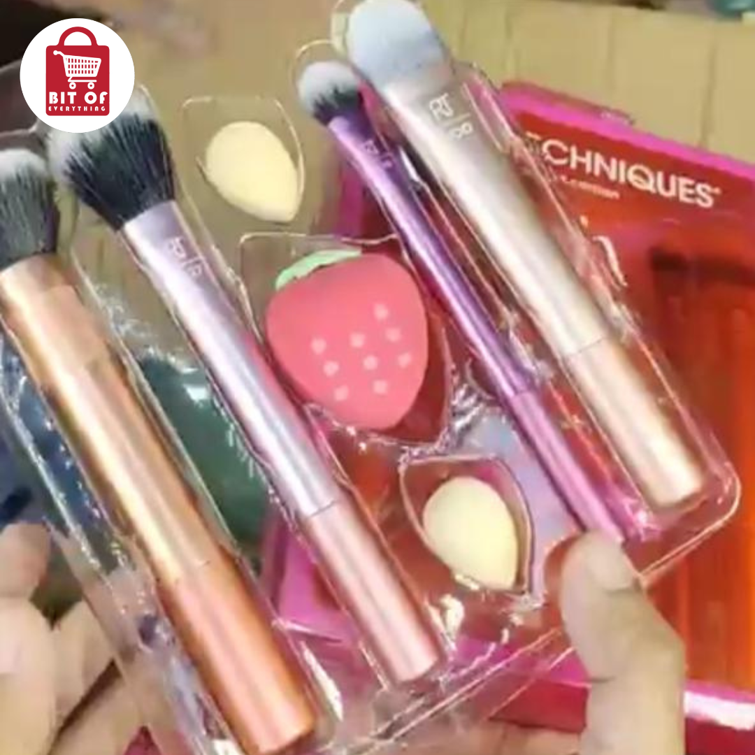 RT MAKEUP BRUSH + BEAUTY BLENDER SET