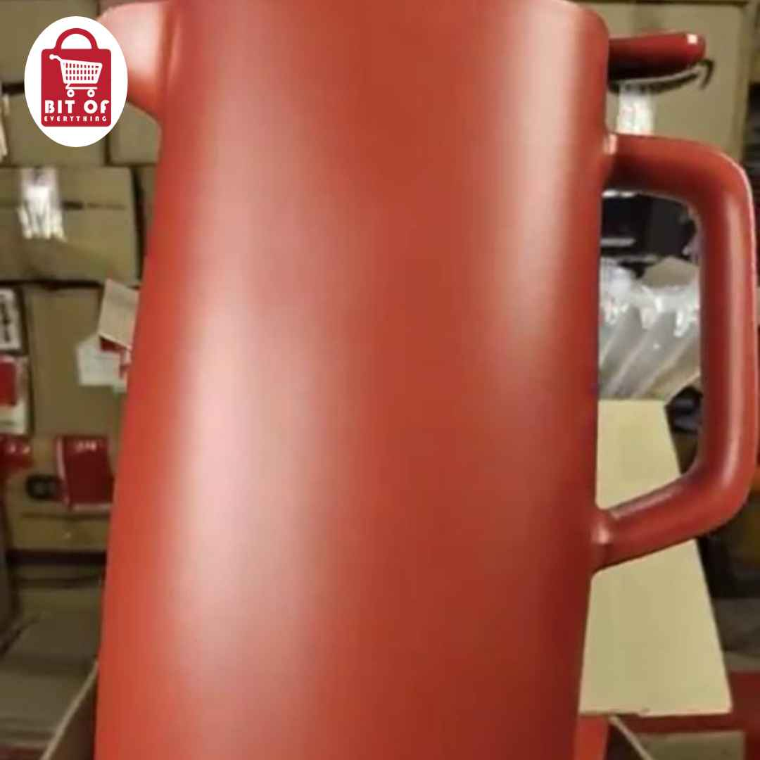 KETTLE WITH DIGITAL DISPLAY