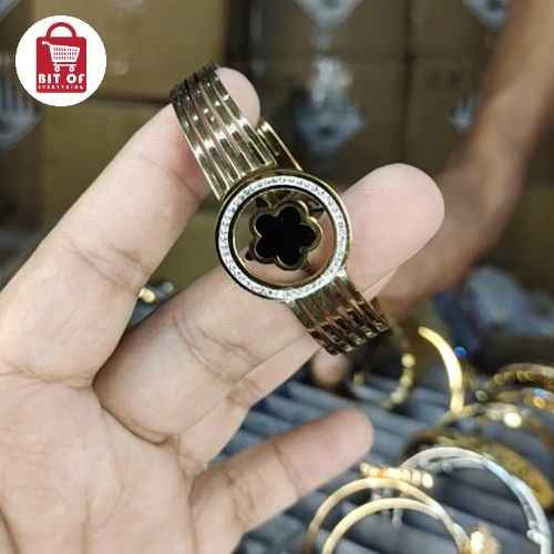 STYLISH HAND BRACELET