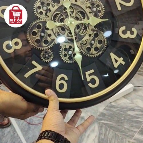 WALL CLOCK