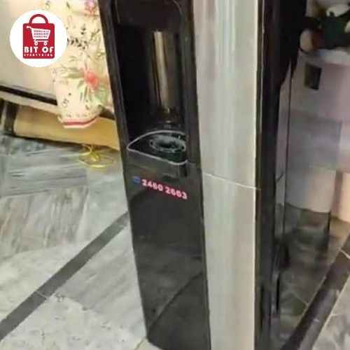 WATER DISPENSER