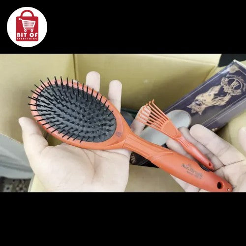 HAIR BRUSH
