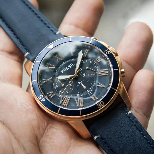 FOSSIL WATCH WITH COMPLETE BOX