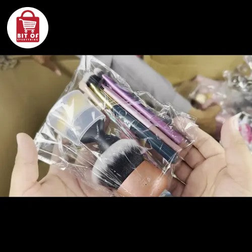 MAKEUP BRUSH SET