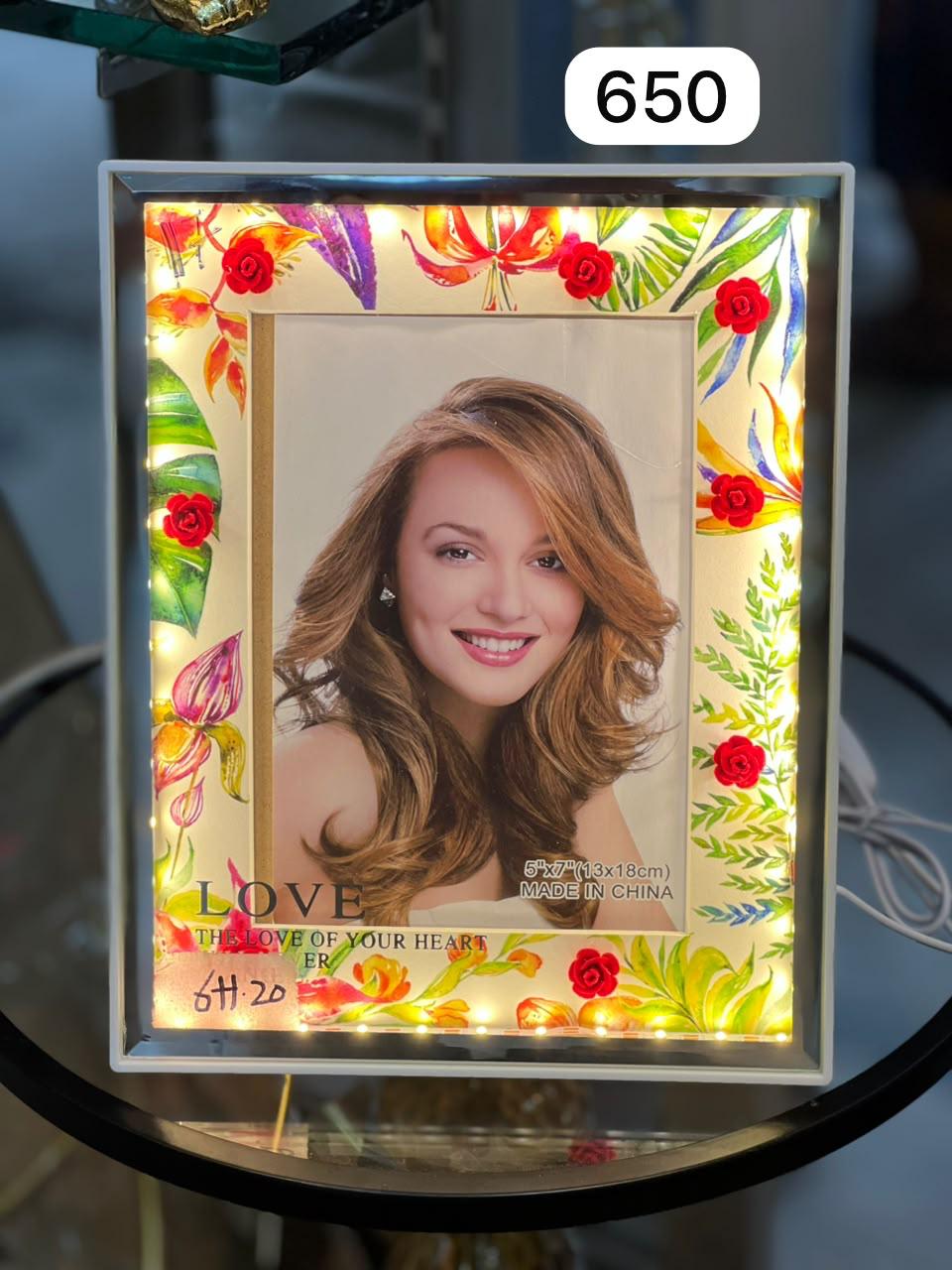 PHOTO FRAME