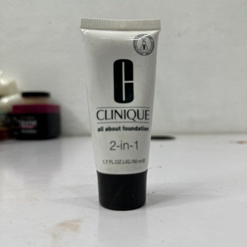 CLINQUE FFOUNDATION